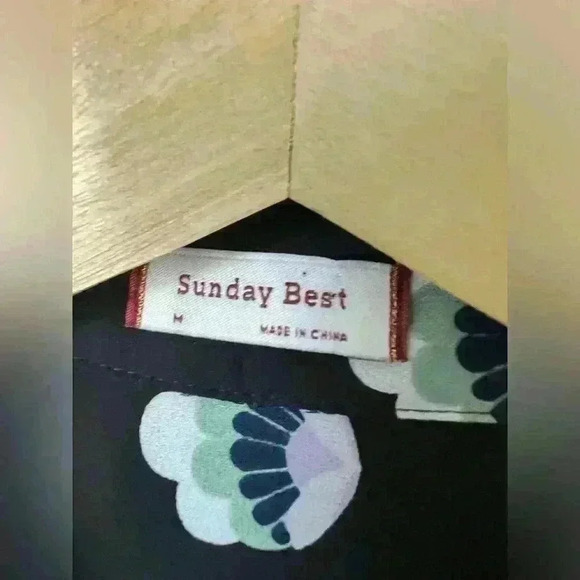 Sunday Best Aritzia Womens Black Floral Ruffle Workwear Office Blouse Medium - Picture 5 of 9